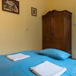 Big Cosy Retro Apt, Free Parking, 15min Oldtown & Kazimierz - By Homelike *